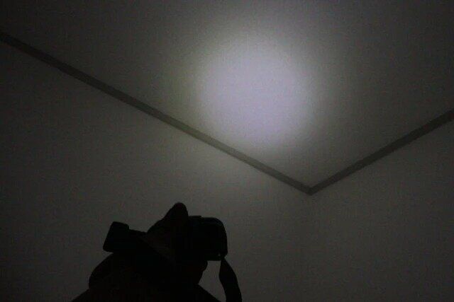 ダイソー センサー付きLEDヘッドライト