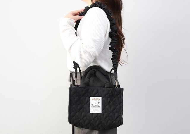 宝島社スヌーピーキルティングバッグ肩掛け