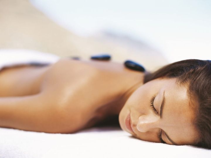 Blissful Stones（ブリスフル・ストーンズ）