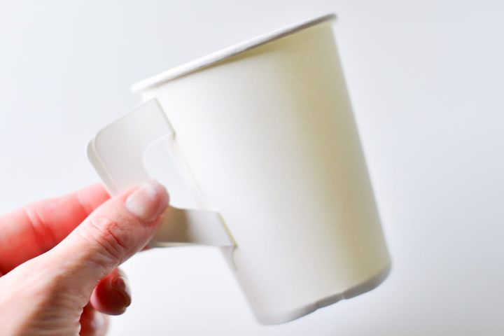 100均「紙コップ」が超優秀で使える！【セリア・キャンドゥ・ダイソー】