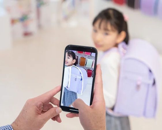 「フィットちゃん」全国出張展示会を開催。200種類以上のランドセルを体験できる！