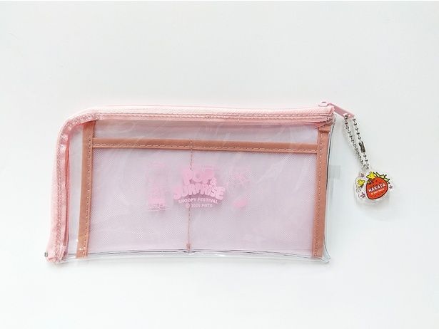 「メッシュクリアポーチ」(1320円)