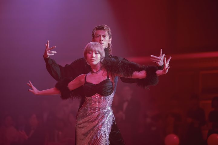 Netflix映画『10DANCE』独占配信中 