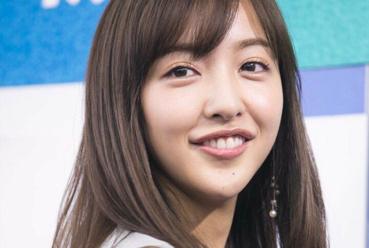 【写真・画像】板野友美（34）の妹・成美（30）のビジュアル&声に驚きの声「似てる！」 1枚目