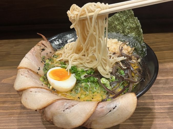 麺屋一矢（めんやいっし）チャーシューめん