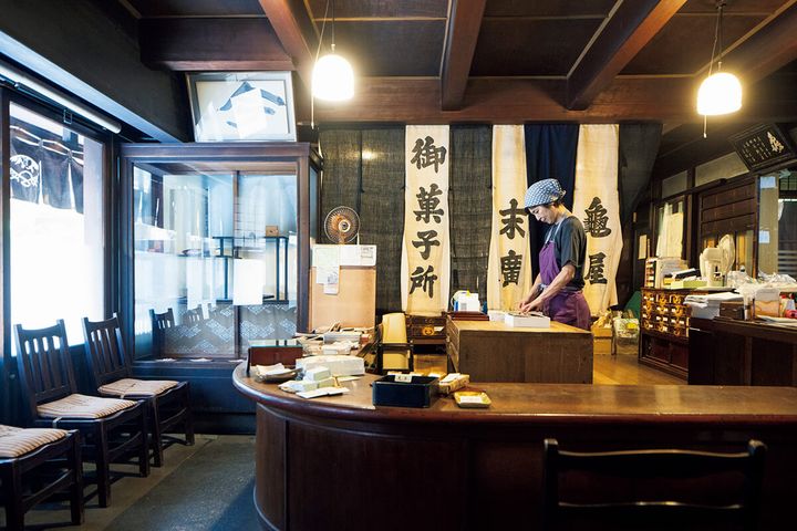 京都〈亀末廣〉店内