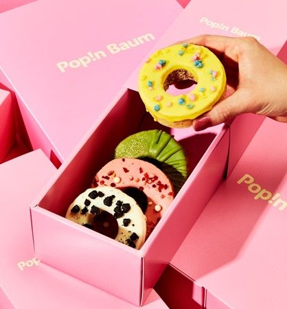 【福岡県福岡市】福岡発のバームクーヘン「Pop!n Baum」と人気の生キャラメルサンド「博多の森 生キャラメルサンド」、博多駅内で販売