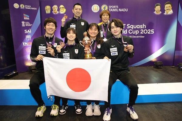 世界トップレベルの選手が集うスカッシュのワールドカップで、日本が銅メダルを獲得！