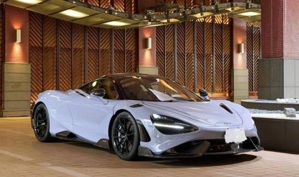 日本コムシンクが希少スーパーカー「マクラーレン765LT」のAR疑似試乗体験の場を提供