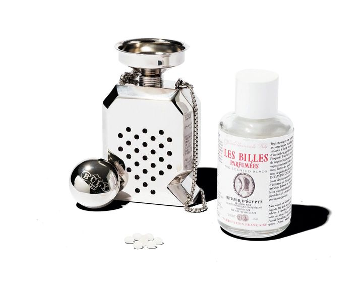 恋人へのホリデイギフト 2025