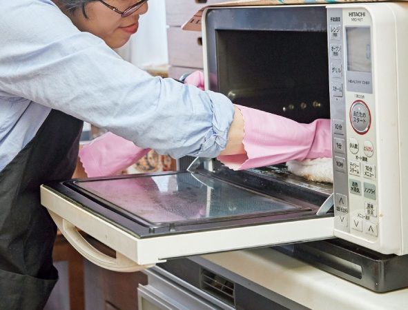 ちょっと待ってから絞って中を拭きます