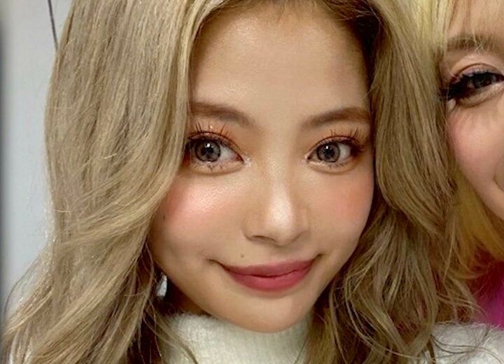 【写真・画像】人気女芸人のそっくり妹、姉からNSCに誘われるも断固拒否「今は専業主婦で3児の母です」 1枚目