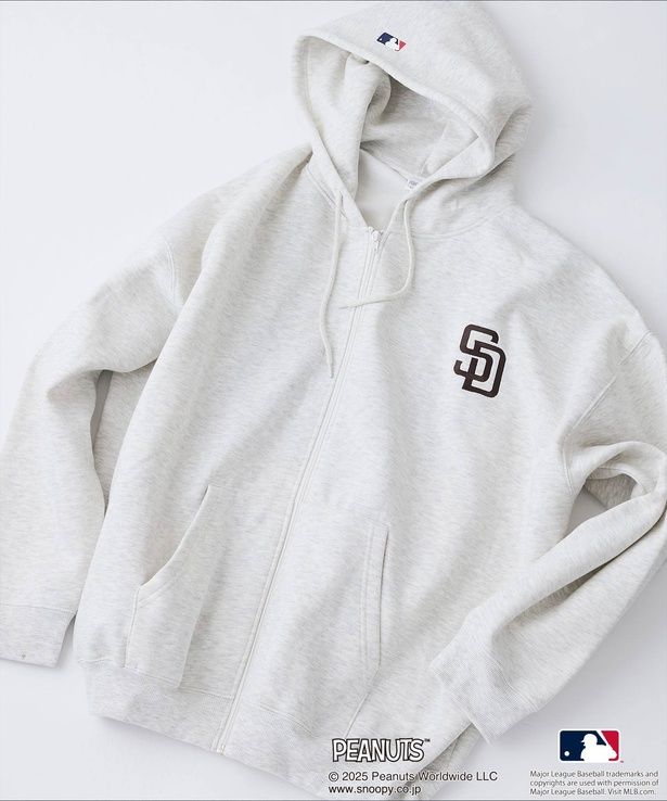 「フルジップパーカー(オフホワイト/サンディエゴ・パドレス)」(1万780円)