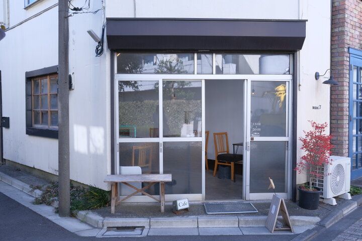 心なごむレトロな空間で、チャイや月替わりの紅茶を。駅近の穴場カフェ／西荻窪「MODeL T」