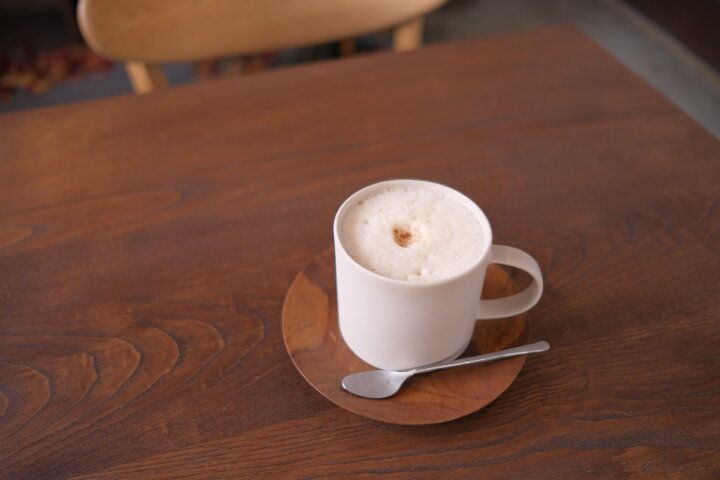 心なごむレトロな空間で、チャイや月替わりの紅茶を。駅近の穴場カフェ／西荻窪「MODeL T」