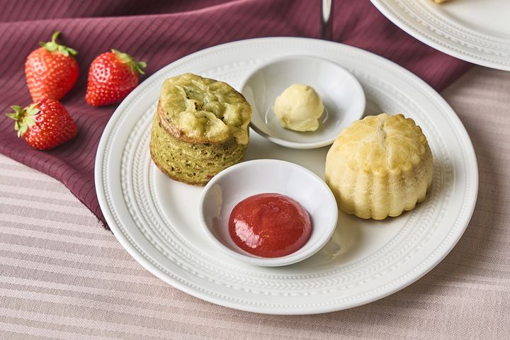 ストロベリーアフタヌーンティー（スコーン）