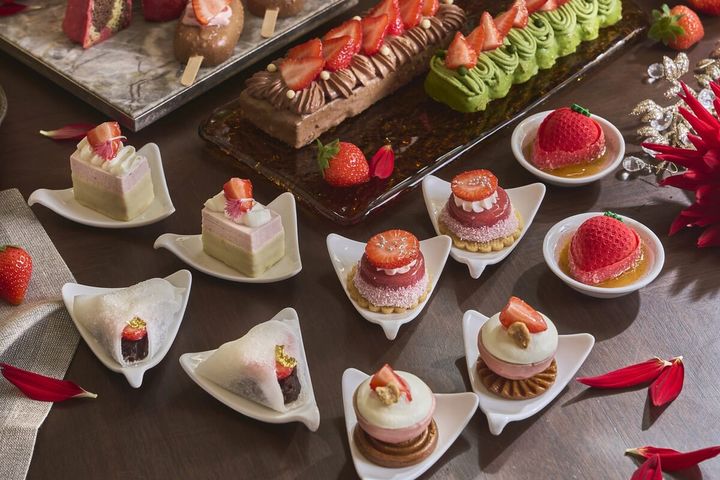 ストロベリーアフタヌーンブッフェ―サロン デュ ストロベリー―（スイーツ2）