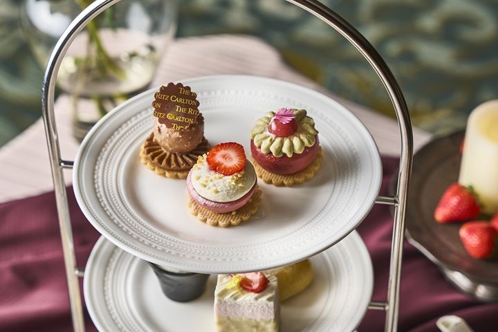 ストロベリーアフタヌーンティー（スイーツ1）