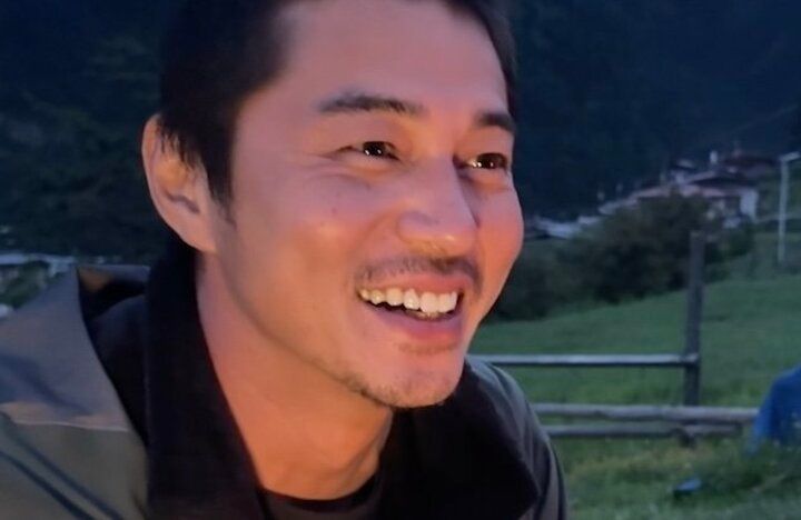 【写真・画像】東出昌大、芋虫とキノコが融合した“若返りの秘薬”を実食「若く見えるわ」販売員（40歳）に衝撃 1枚目