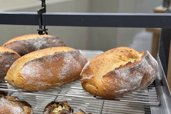 新宿にオープン。モーニングからディナーまで1日の食が楽しめる新複合施設「DIGS」