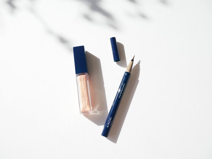 （右）フォレスト フィール リキッド アイライナー 全４色 2,750円（税込） （左）フォレスト フィール シアーリキッド 全６色 2,750円（税込）※今なら50％OFFの1,375円（税込）から