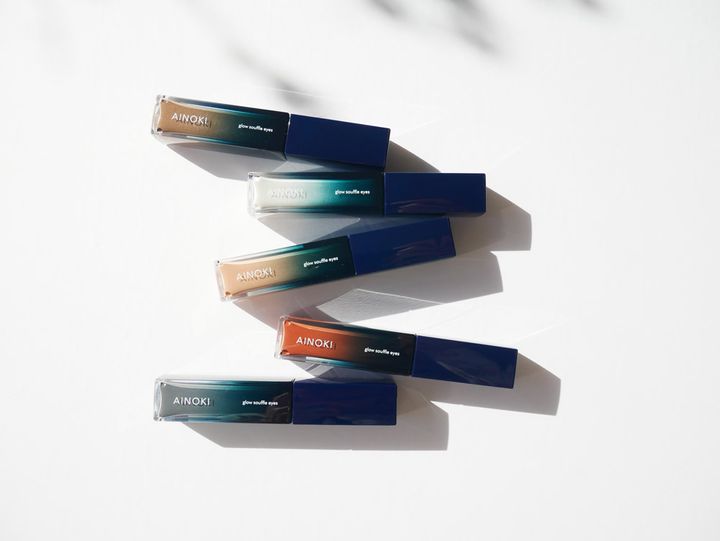 グロウ スフレ アイズ 全５色 各3,080円（税込）