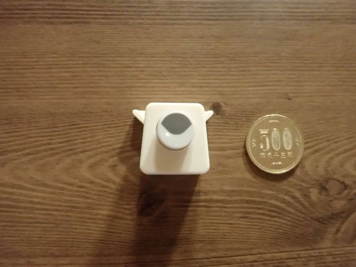 DAISO(ダイソー)：コーナーパンチ