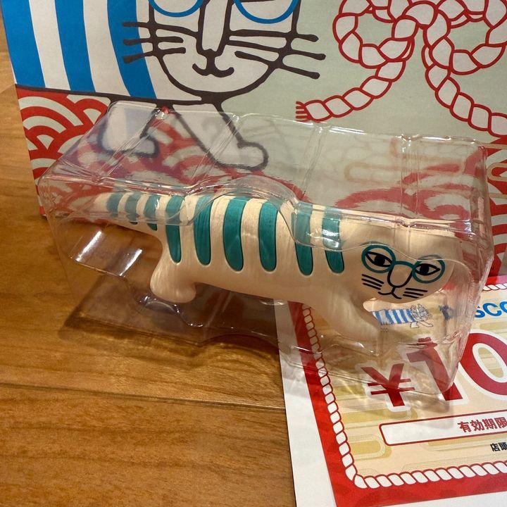 3,400円以上のお得！ゾフ福袋がまさかの店舗で…さらに可愛いメガネ置きも入手！