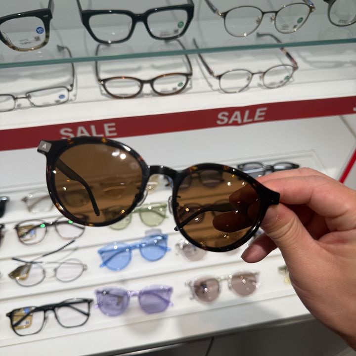 3,400円以上のお得！ゾフ福袋がまさかの店舗で…さらに可愛いメガネ置きも入手！