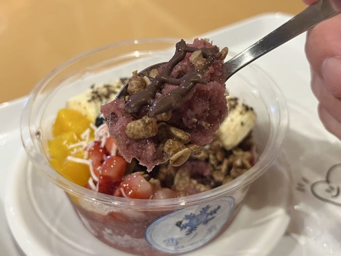 雪ノ糸 クラッキングチョコアサイーボウル