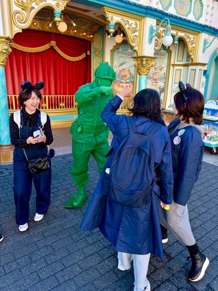 YUMIKOさん12月ブログ＿ディズニーシー_友人と