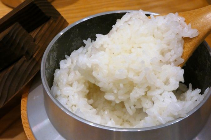 銀しゃりとだし茶漬け 釜のうさぎ 羽釜 銀シャリ