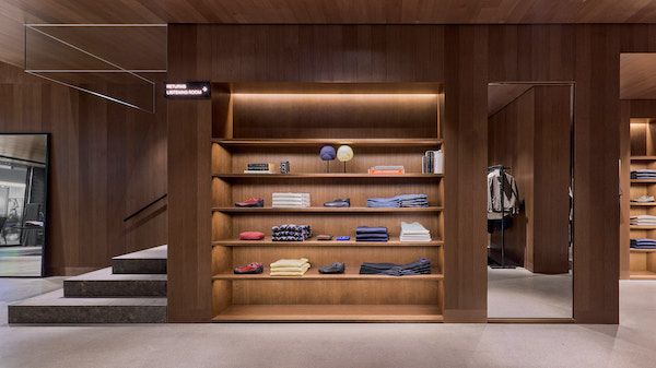 大阪・心斎橋にメンズストア「ZARA MAN 心斎橋筋」が新オープン