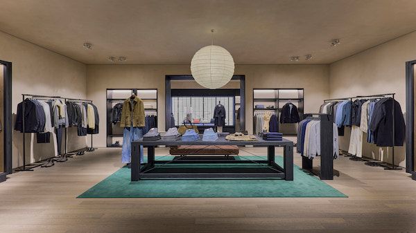 大阪・心斎橋にメンズストア「ZARA MAN 心斎橋筋」が新オープン