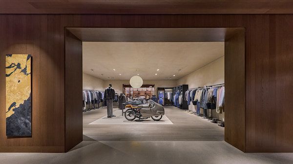 大阪・心斎橋にメンズストア「ZARA MAN 心斎橋筋」が新オープン