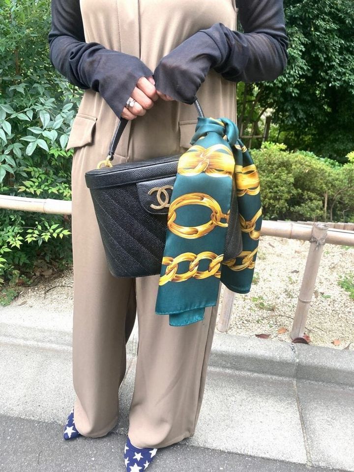 CHANELのスカーフとバッグ
