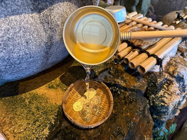 【京都府京都市】銭洗弁天で清めた縁起の良い五円玉を三が日限定でレンタル着物岡本がプレゼント！