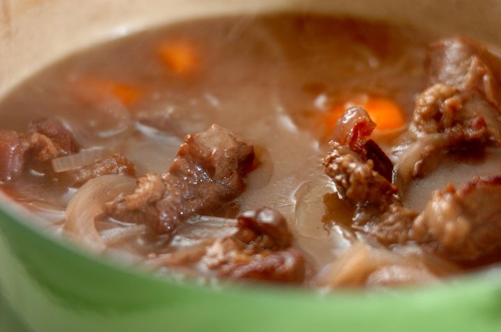 コトコト煮込んだトロトロ牛すね肉のシチューの作り方2