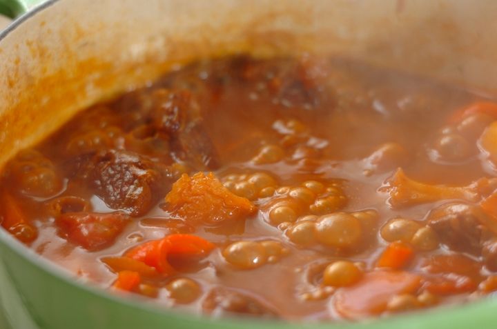 コトコト煮込んだトロトロ牛すね肉のシチューの作り方3