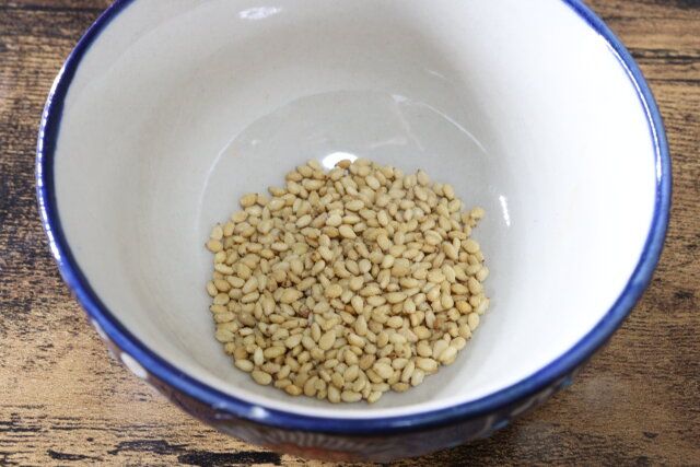 ダイソー ニチフリ ごまにんにく ガーリック