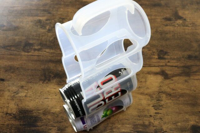 冷蔵庫収納 缶ホルダー C 縦置き