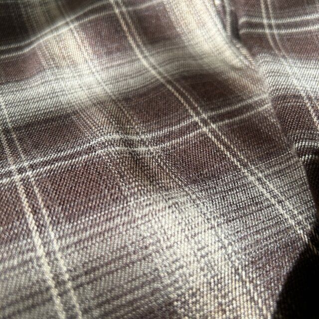 hellamネルチェックオーバーシャツの素材感