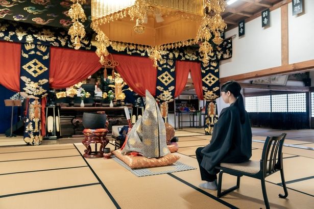 大寧寺で、滞在の最後に厄除け開運の祈願を行う