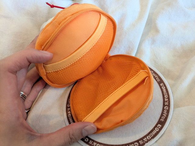 シロノワールポーチの中身と内側ポケット