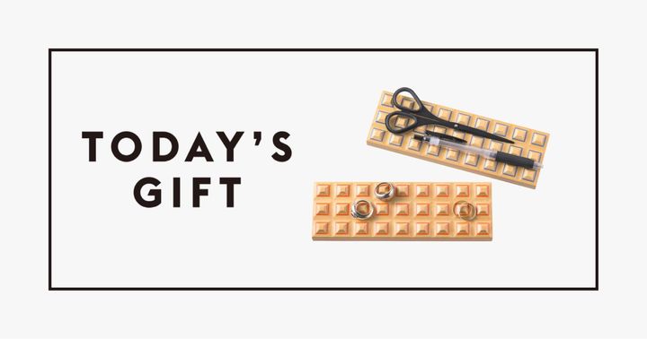 〈PLYWOOD laboratory〉のトレイ