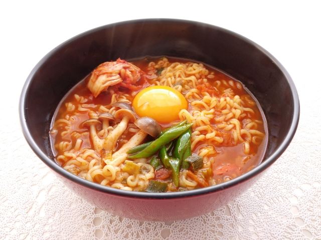 インスタントラーメン キムチアレンジ