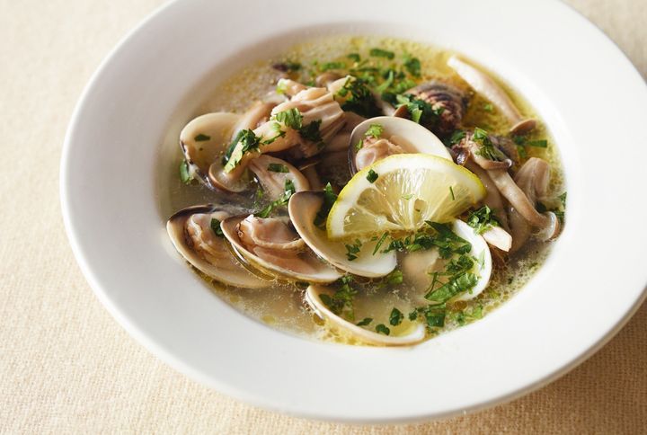 【アサリのレモンスープ】基礎代謝を促すミネラル豊富なアサリを主役に