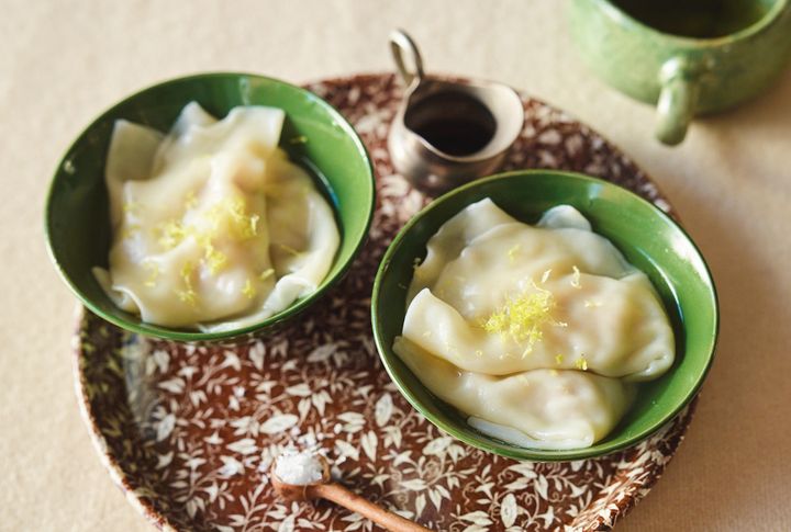 【レモン入り水餃子スープ】タネにも汁にもレモンをプラスしてビタミンC 補給