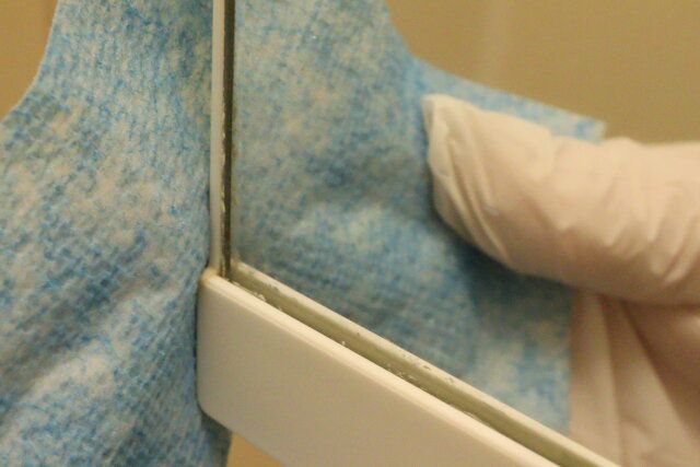 水だけでウロコも落ちる鏡シート（15枚） 鏡 使用前