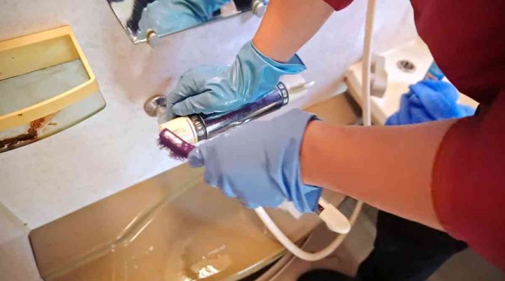 歯磨き粉でお風呂の蛇口掃除